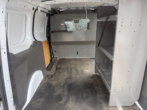 Used 2019 Ford Transit Connect XL FWD image 17