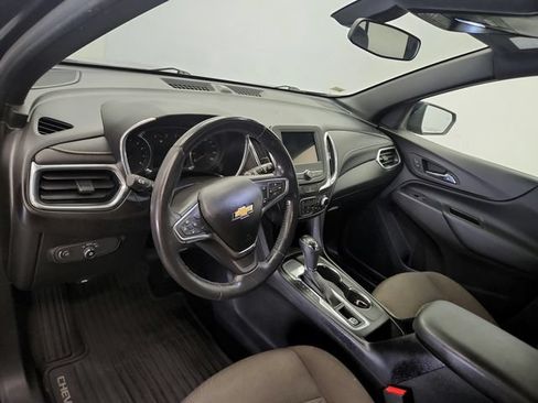 Used 2019 Chevrolet Equinox LT FWD image 18