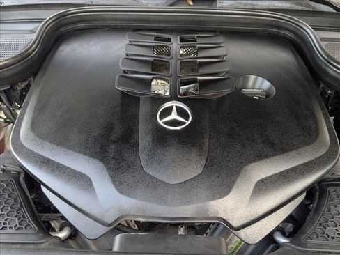 Certified 2021 Mercedes-Benz GLS 580 4MATIC image 24