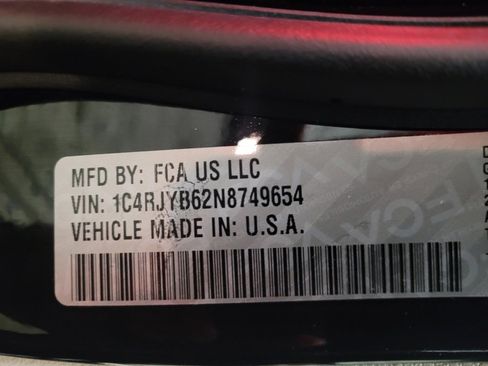 Used 2022 Jeep Grand Cherokee Limited 4xe image 33