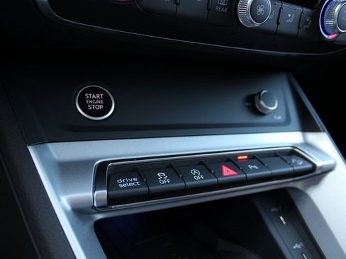 New 2025 Audi Q3 2.0T Premium Plus image 17