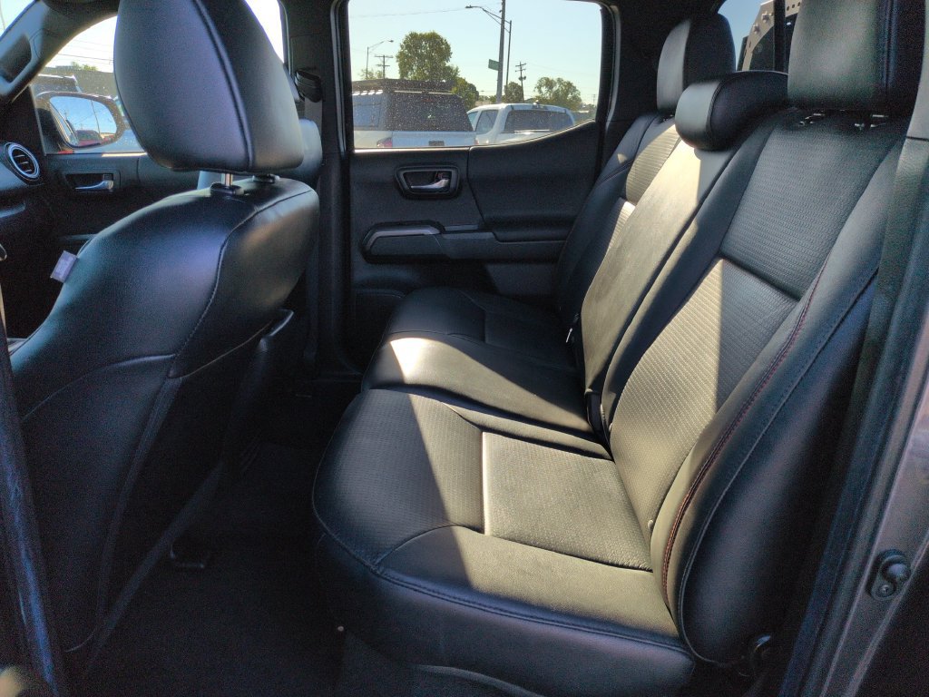 Used 2022 Toyota Tacoma TRD Pro AWD/4WD image 25