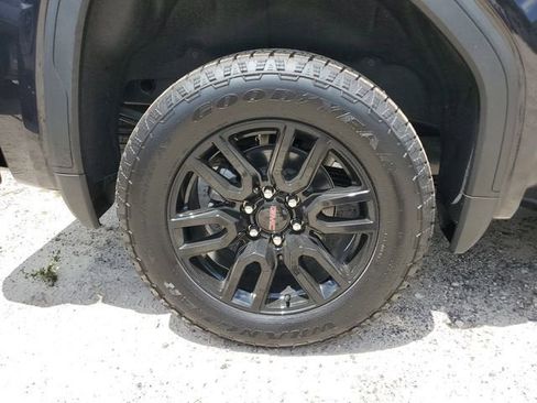 New 2026 GMC Sierra 1500 Elevation w/ Elevation Premium Package AWD/4WD image 6