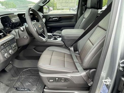 New 2026 Chevrolet Tahoe High Country AWD/4WD image 18