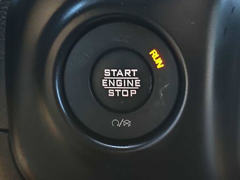 Used 2023 Jeep Wrangler Unlimited Rubicon 4xe AWD/4WD image 23