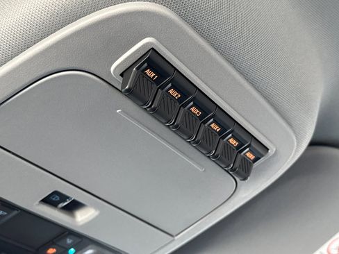 New 2025 Ford F350 XL w/ XL Chrome Package image 29