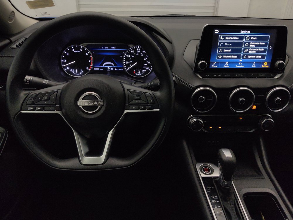 Used 2025 Nissan Sentra SV FWD image 22