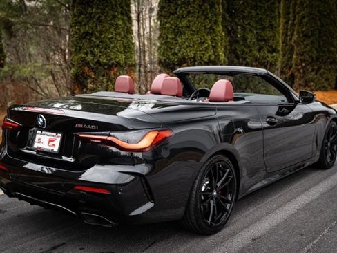 Used 2023 BMW M440i Convertible w/ Premium Package image 16