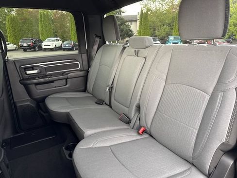 Used 2024 RAM 2500 Big Horn AWD/4WD image 19