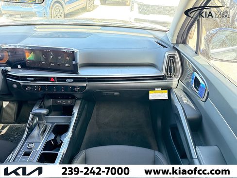 New 2026 Kia Sorento LX image 17
