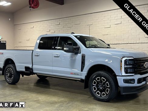 Used 2025 Ford F350 Platinum image 1