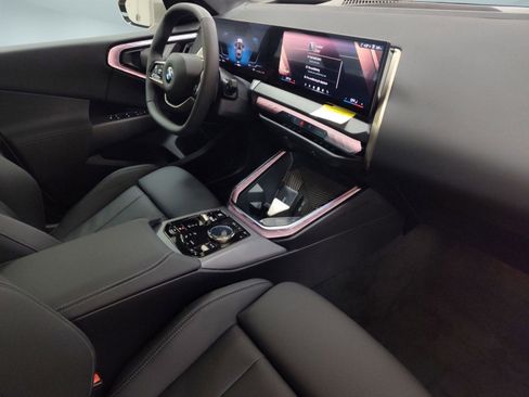 Used 2025 BMW X3 xDrive30i w/ Premium Package image 27