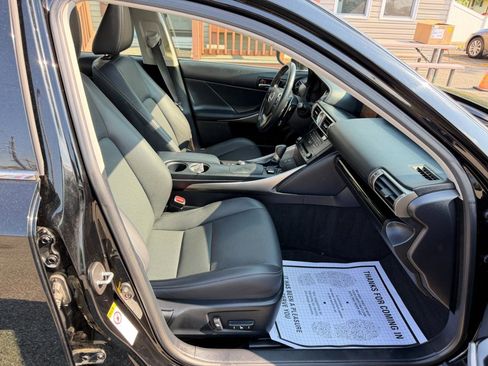 Used 2015 Lexus IS 250 AWD w/ Navigation System Package image 40