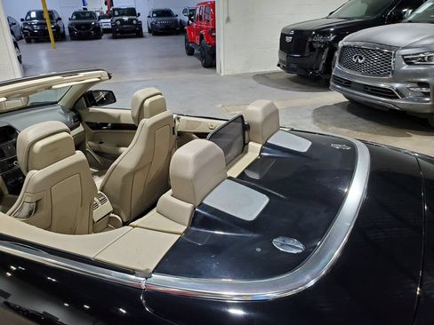 Used 2011 Mercedes-Benz E 350 Cabriolet image 43