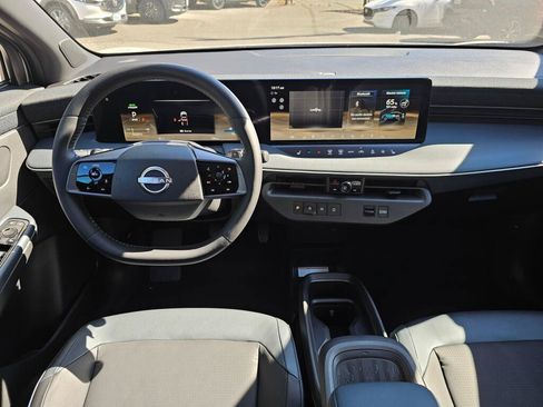 Used 2026 Nissan Leaf SV+ w/ Floor Mat Package (SV+) FWD image 19
