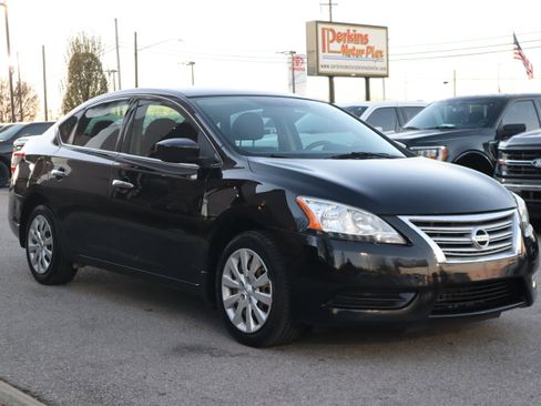 Used 2015 Nissan Sentra S image 5