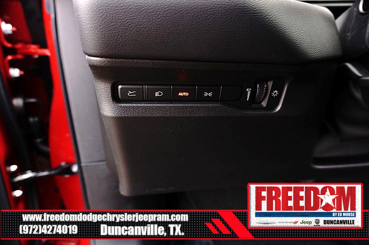 New 2026 Dodge Charger Scat Pack w/ Blacktop Package AWD/4WD image 24