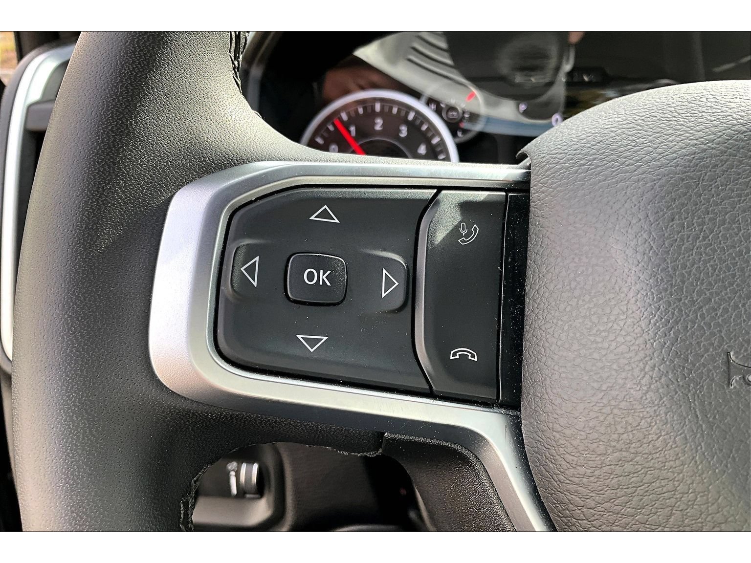 Used 2025 RAM 2500 Big Horn AWD/4WD image 18
