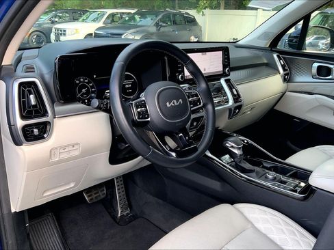 Used 2022 Kia Sorento SX FWD image 15