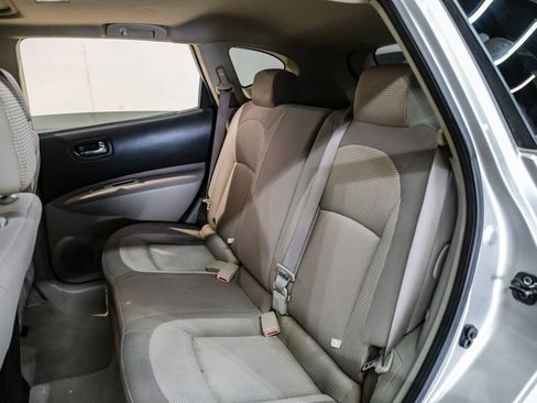 Used 2009 Nissan Rogue SL w/ Moonroof Pkg image 35