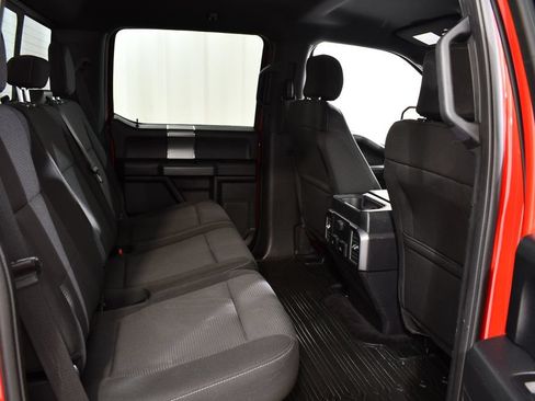 Used 2017 Ford F150 XLT w/ Equipment Group 302A Luxury AWD/4WD image 19