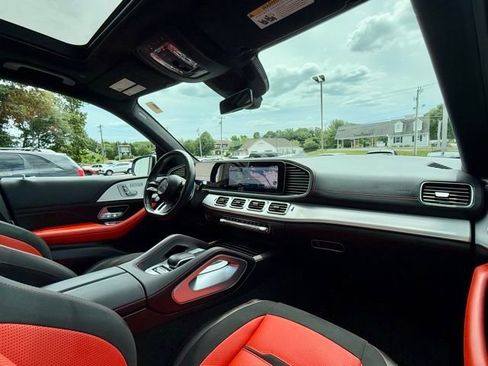 Used 2024 Mercedes-Benz GLE 63 AMG S image 91