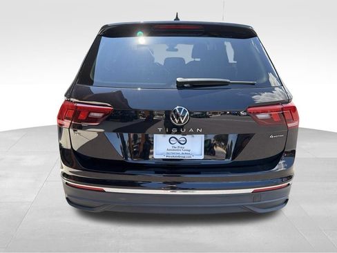 Used 2024 Volkswagen Tiguan SE AWD/4WD image 6