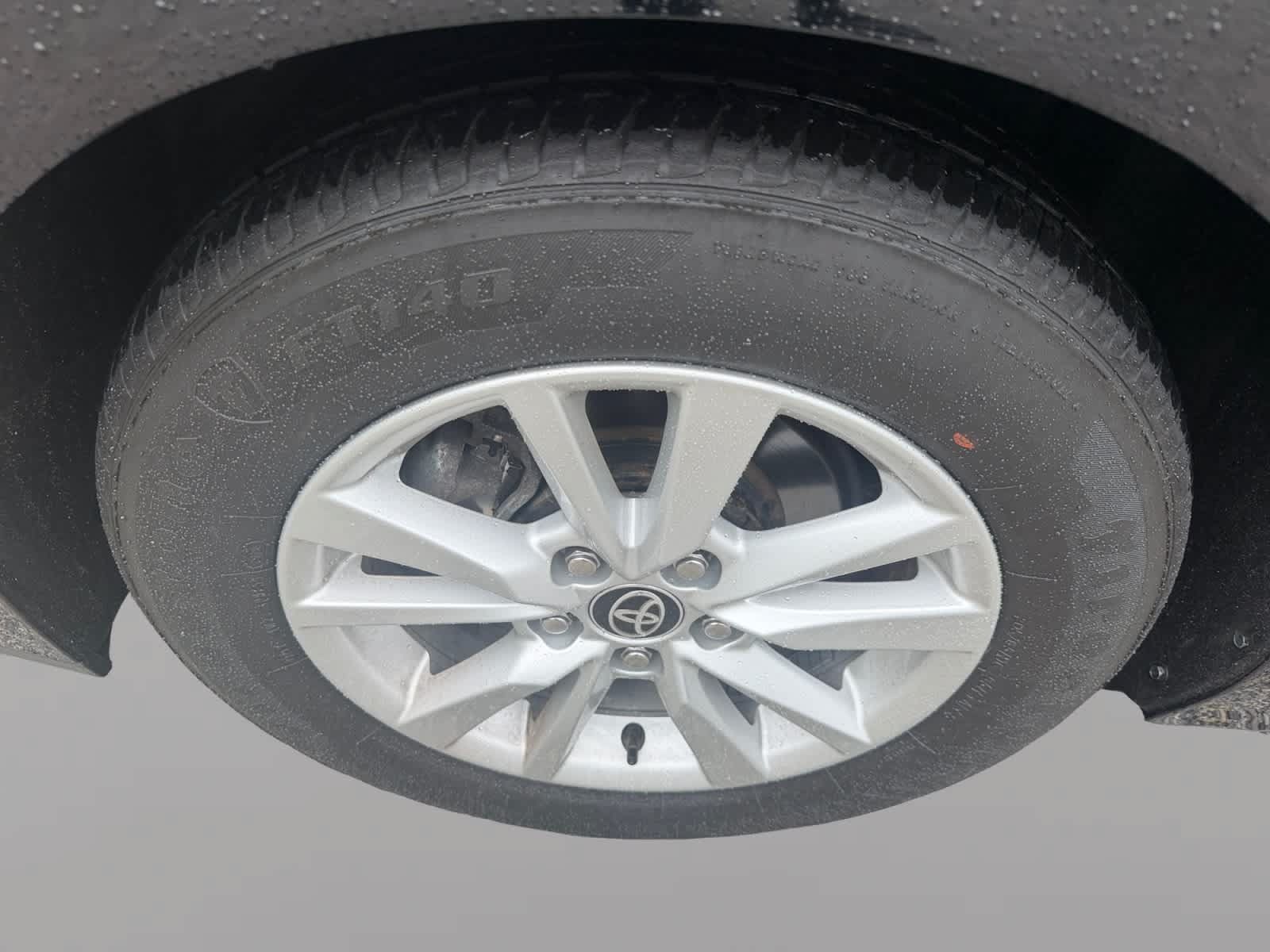 Used 2025 Toyota Camry LE FWD image 9