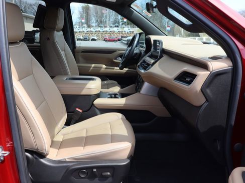 Used 2022 Chevrolet Tahoe Premier w/ Premium Package 2 AWD/4WD image 20