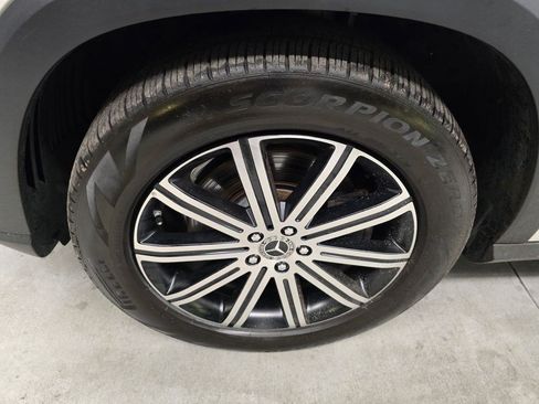 Used 2024 Mercedes-Benz GLE 450 4MATIC image 10