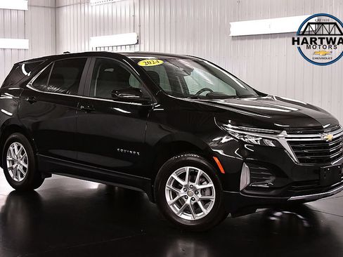 Used 2024 Chevrolet Equinox LT AWD/4WD image 1