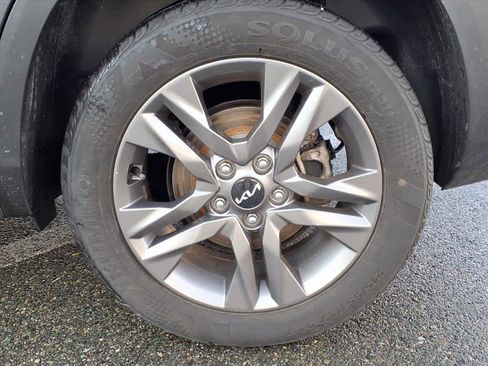 Used 2022 Kia Seltos S image 9