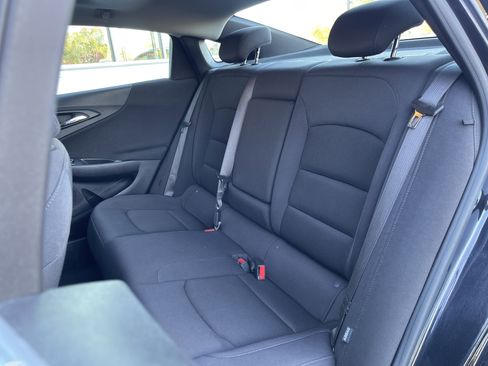 Used 2023 Chevrolet Malibu LT image 36