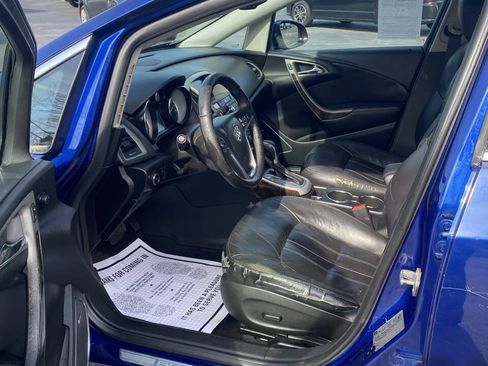 Used 2013 Buick Verano Leather FWD image 8