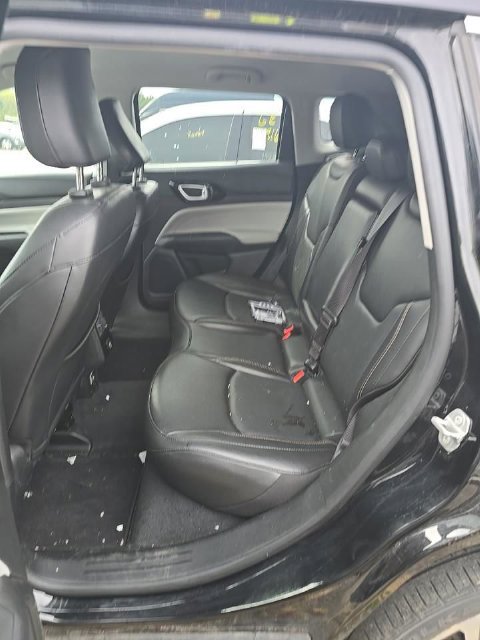Used 2022 Jeep Compass Limited AWD/4WD image 11