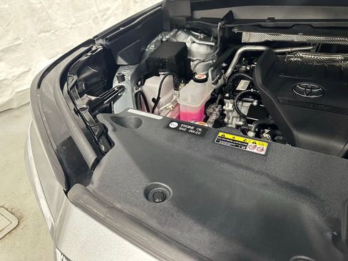 Used 2025 Toyota Grand Highlander AWD image 72