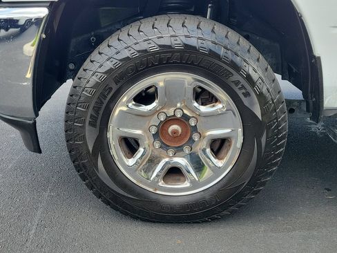 Used 2022 RAM 2500 Big Horn AWD/4WD image 10
