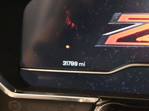 Used 2025 Chevrolet Silverado 2500 LT AWD/4WD image 9
