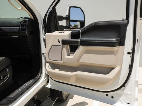 Used 2021 Ford F450 Limited w/ FX4 Off-Road Package AWD/4WD image 19