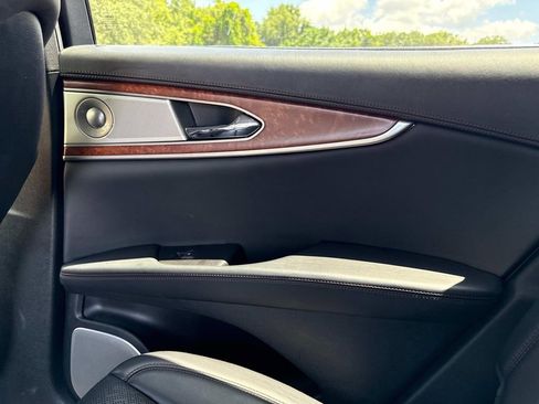 Used 2019 Lincoln Nautilus Black Label image 15