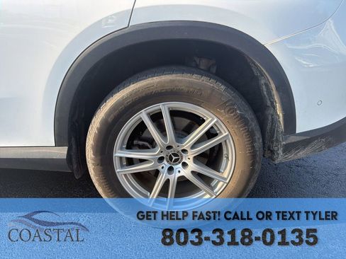 Used 2023 Mercedes-Benz GLC 300 4MATIC image 2