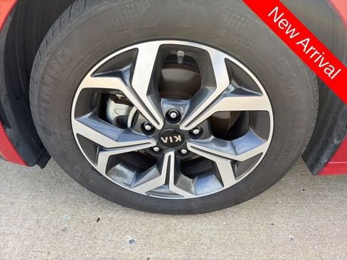 Used 2021 Kia Forte LXS image 10