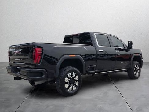 Used 2026 GMC Sierra 2500 Denali w/ Denali Reserve Package AWD/4WD image 4