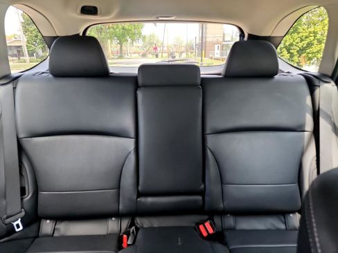 Used 2019 Subaru Outback 2.5i Limited w/ Popular Package #2 image 14