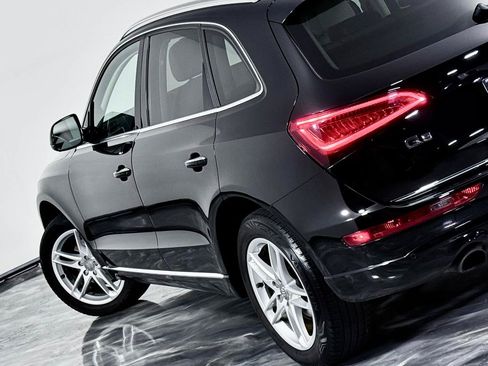 Used 2017 Audi Q5 2.0T Premium Plus w/ Technology Package AWD/4WD image 13