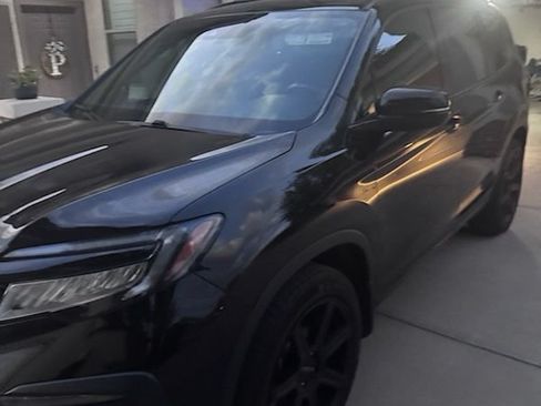 Used 2022 Honda Pilot Black Edition image 2