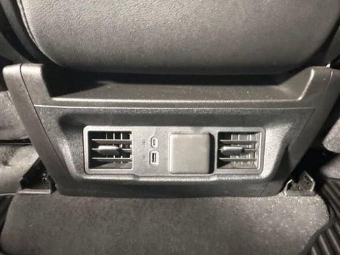 Used 2024 Chevrolet Silverado 1500 LT w/ Z71 Off-Road Package AWD/4WD image 27