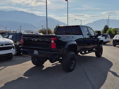 Used 2022 Chevrolet Silverado 3500 LTZ w/ LTZ Plus Package AWD/4WD image 3