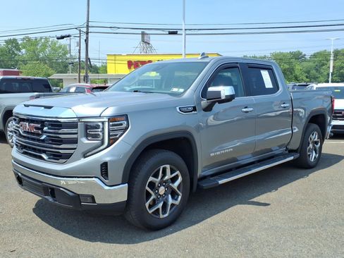 Certified 2023 GMC Sierra 1500 SLT w/ SLT Premium Package AWD/4WD image 8
