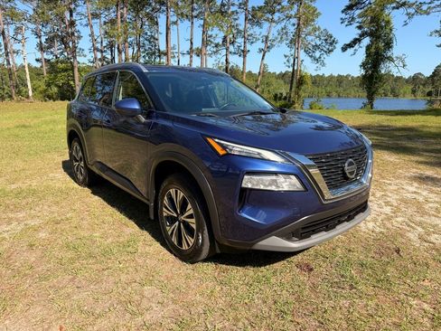 Used 2021 Nissan Rogue SV FWD image 7